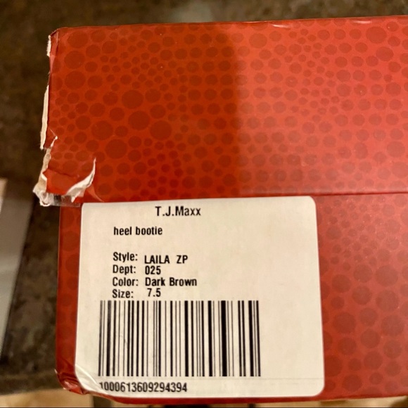 Donald J Pliner Laila Python embossed booties - Picture 15 of 16